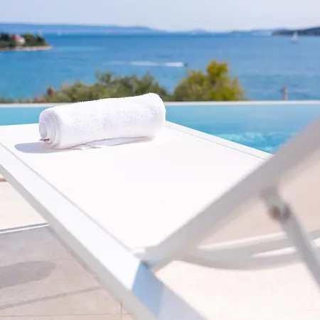 Alba Seget - Heated Pool