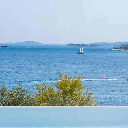 Alba Seget - Heated Pool 4* سيغيت فغانييتْسا